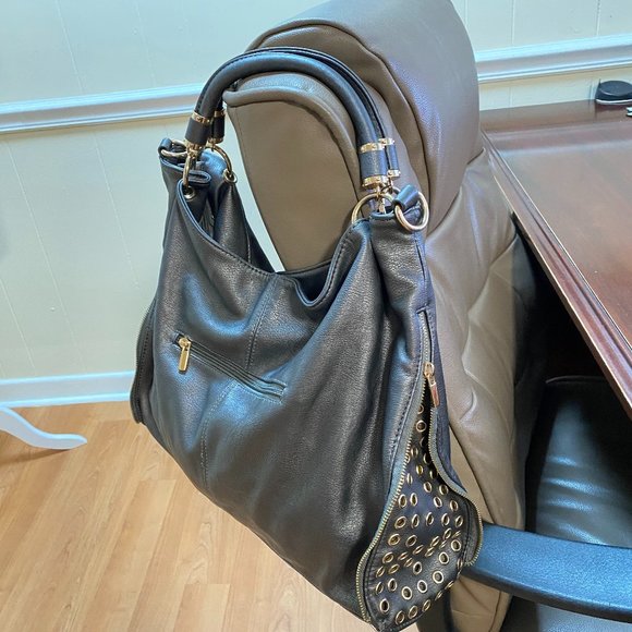 Charming Charlie Hand Bag/Purse w/ Gold accent Side zippers Silver GRAY